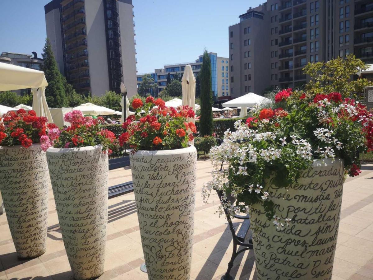 Royal Beach Apartment Barcello B 써니비치 외부 사진